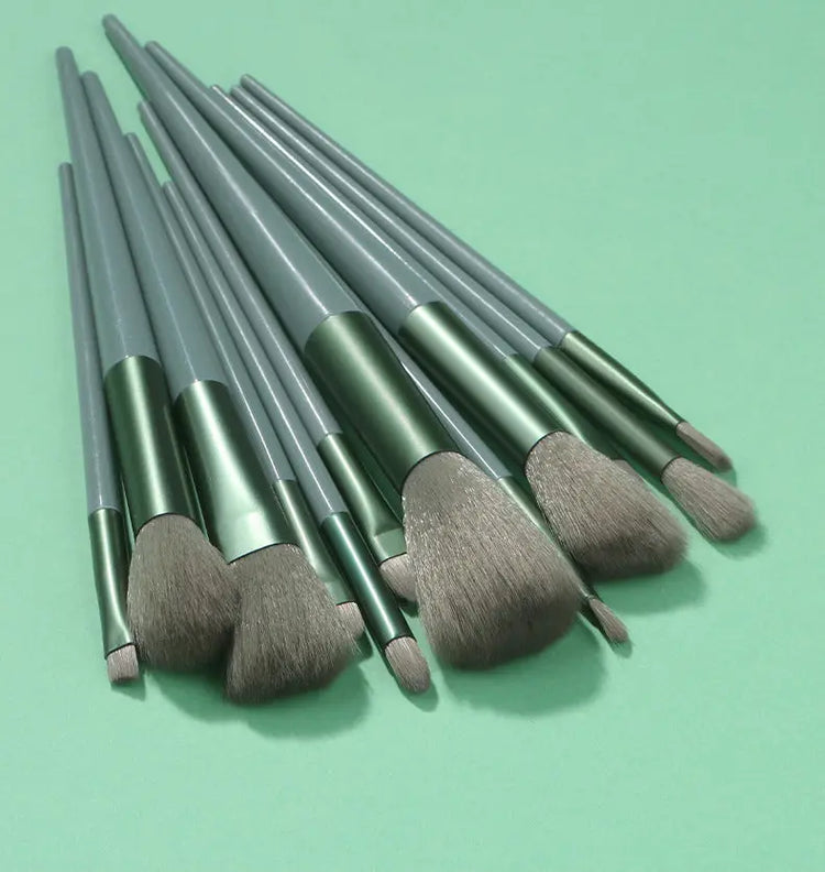✨Travel-Friendly Classy Makeup Brush Set (13-Piece Kit)✨ Frezze_Luxe