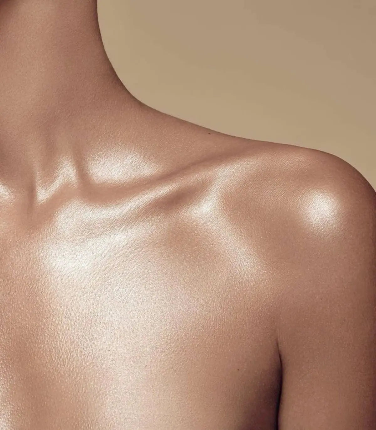 Body Luminizer Waterproof Moisturizing and Glow For Face & Body frezze_luxe